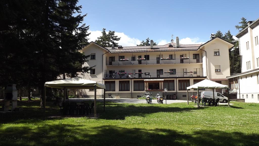 Hotel Casa San Francesco Bardonecchia Habitación foto