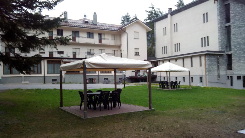 Hotel Casa San Francesco Bardonecchia Habitación foto