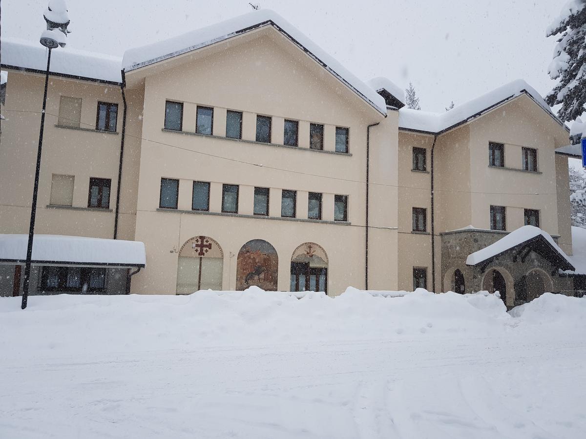 Hotel Casa San Francesco Bardonecchia Exterior foto